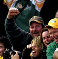 Greenbay Packers Fan Grabs Player in the Crotch